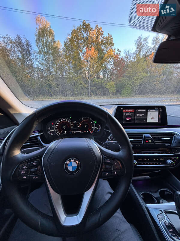 Седан BMW 5 Series 2017 в Івано-Франківську