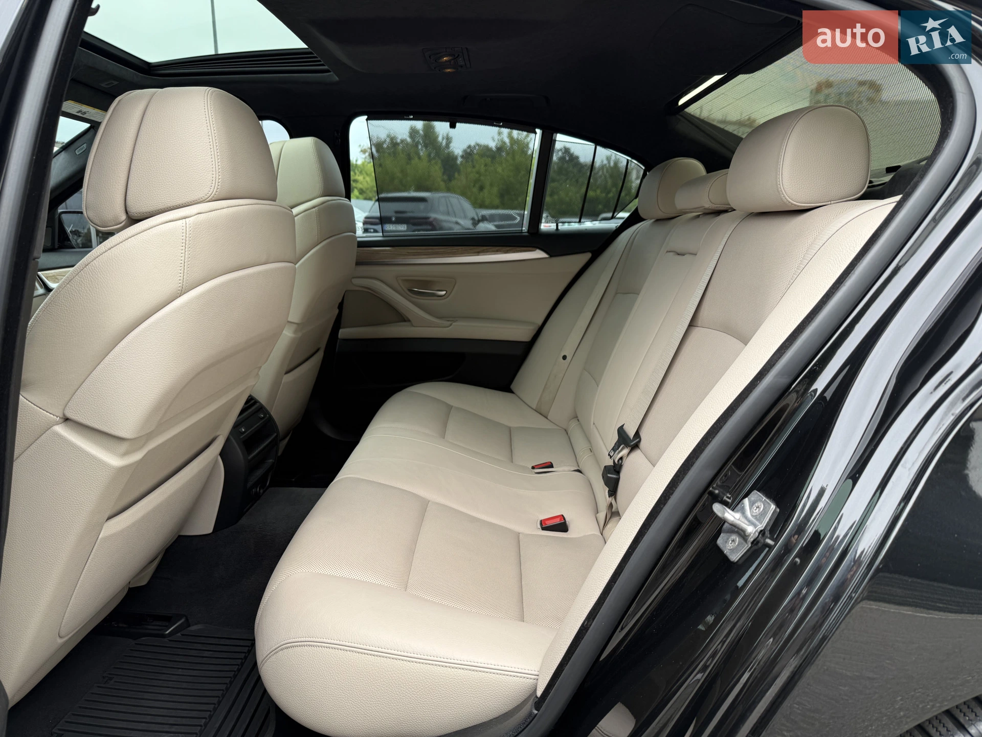 2011 BMW 5er - мініатюра 16