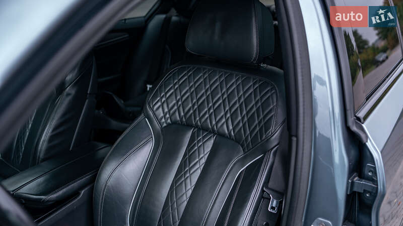 Седан BMW 5 Series 2019 в Хмельницком