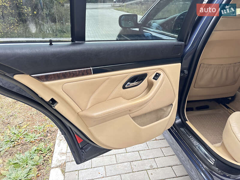 Седан BMW 5 Series 2002 в Ровно фото 39 Седан BMW 5 Series 2002 в Ровно