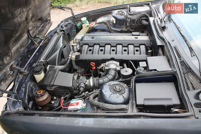 Седан BMW 5 Series 1991 в Запоріжжі
