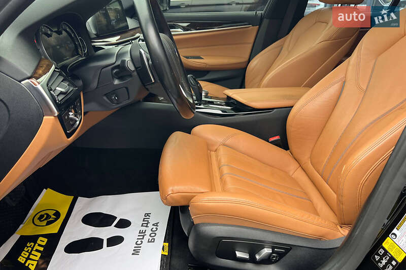 Седан BMW 5 Series 2018 в Ивано-Франковске фото 21 Седан BMW 5 Series 2018 в Ивано-Франковске
