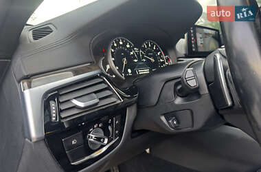 Седан BMW 5 Series 2017 в 