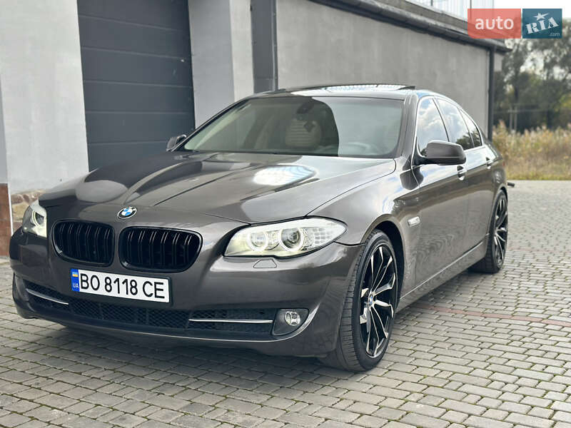 BMW 5 Series 2011 BMW 5 Series 2011