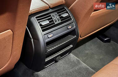 Седан BMW 5 Series 2015 в 