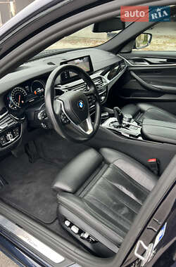 Седан BMW 5 Series 2017 в 