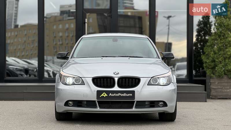 Седан BMW 5 Series 2003 в Києві