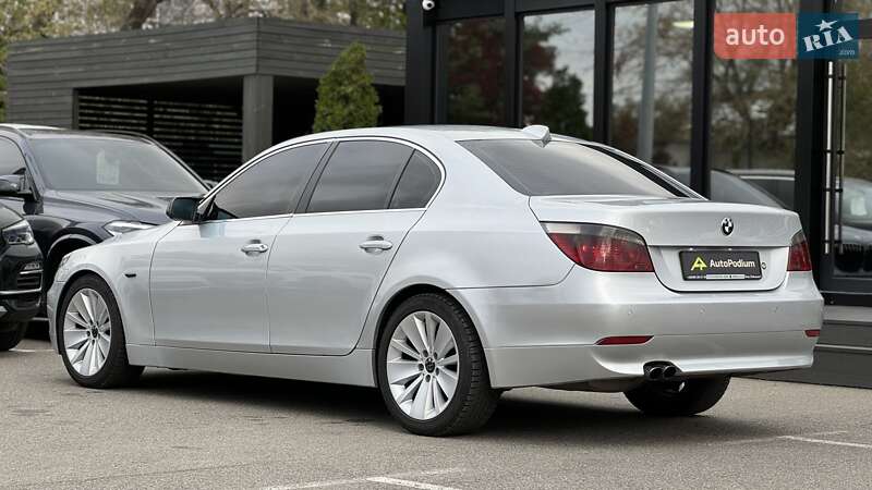 Седан BMW 5 Series 2003 в Києві