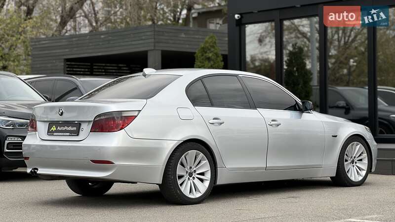 Седан BMW 5 Series 2003 в Києві