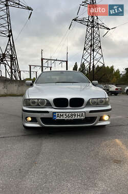 Седан BMW 5 Series 1999 в Виннице