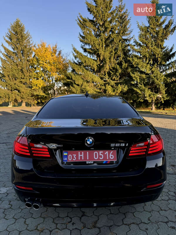 Седан BMW 5 Series 2014 в Дубно
