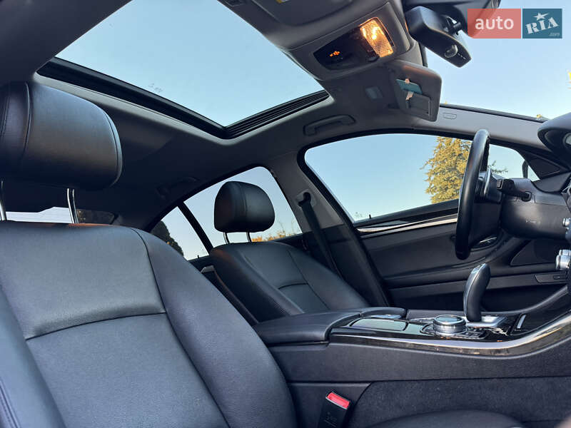 Седан BMW 5 Series 2014 в Дубно