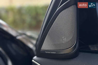 Седан BMW 5 Series 2019 в 