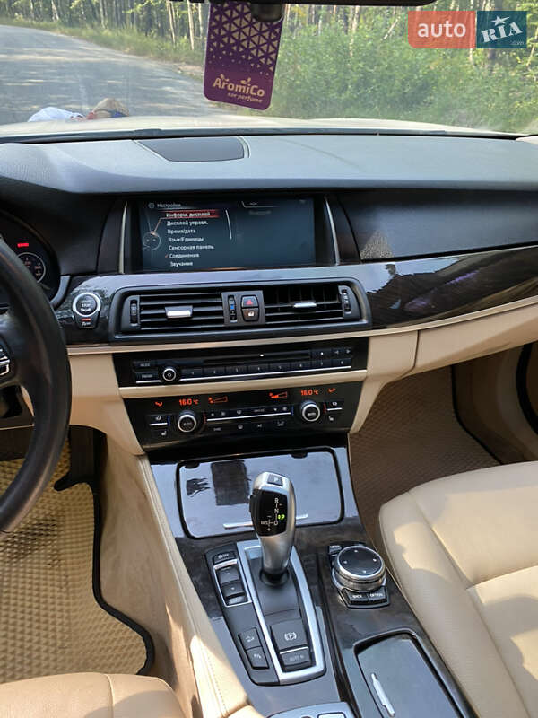 Седан BMW 5 Series 2014 в Радомышле