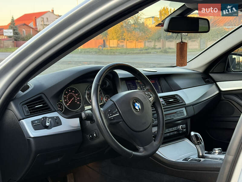 Седан BMW 5 Series 2013 в Луцьку