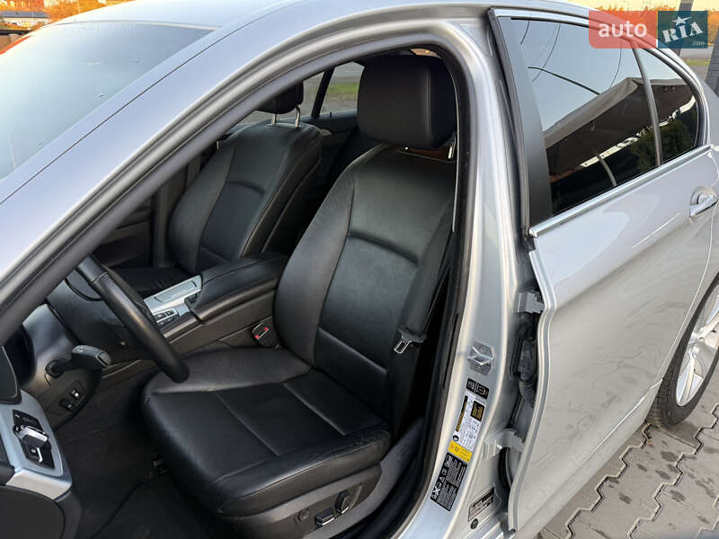 Седан BMW 5 Series 2013 в Луцьку