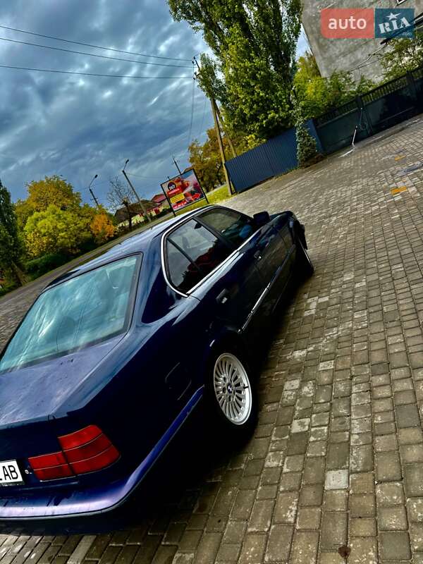 Седан BMW 5 Series 1991 в  фото Седан BMW 5 Series 1991 в