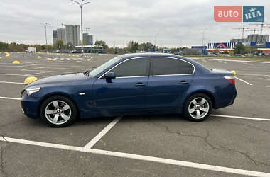 Седан BMW 5 Series 2004 в  фото 6 Седан BMW 5 Series 2004 в