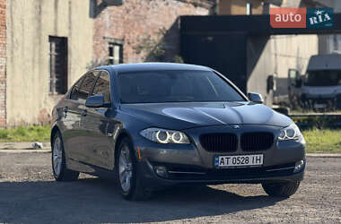 Седан BMW 5 Series 2013 в 
