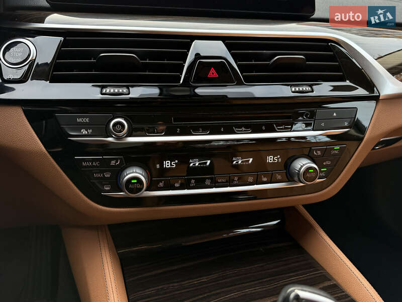 Седан BMW 5 Series 2016 в Киеве фото 18 Седан BMW 5 Series 2016 в Киеве