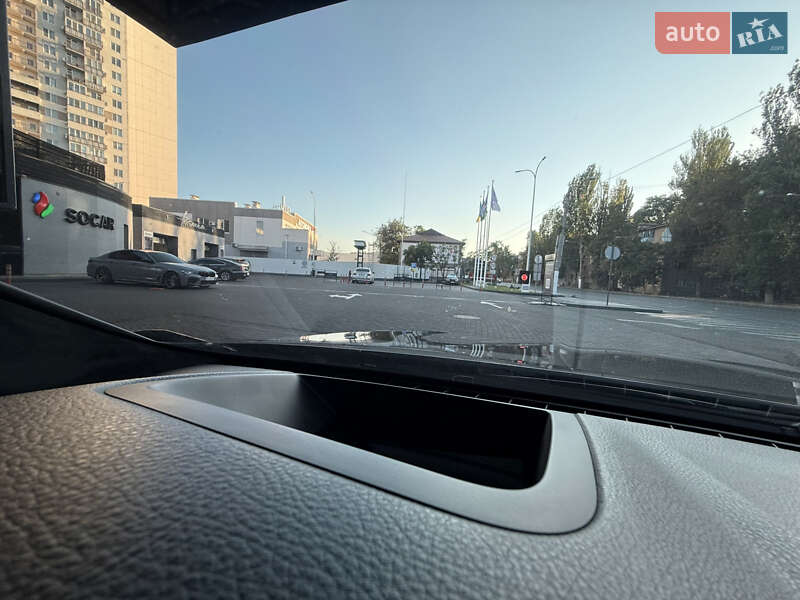 Седан BMW 5 Series 2013 в Одессе