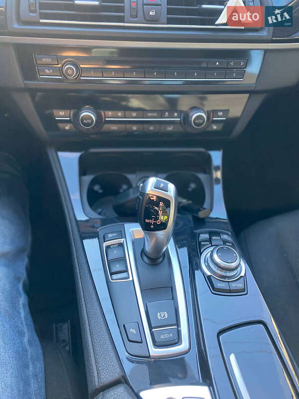 Седан BMW 5 Series 2016 в Одессе