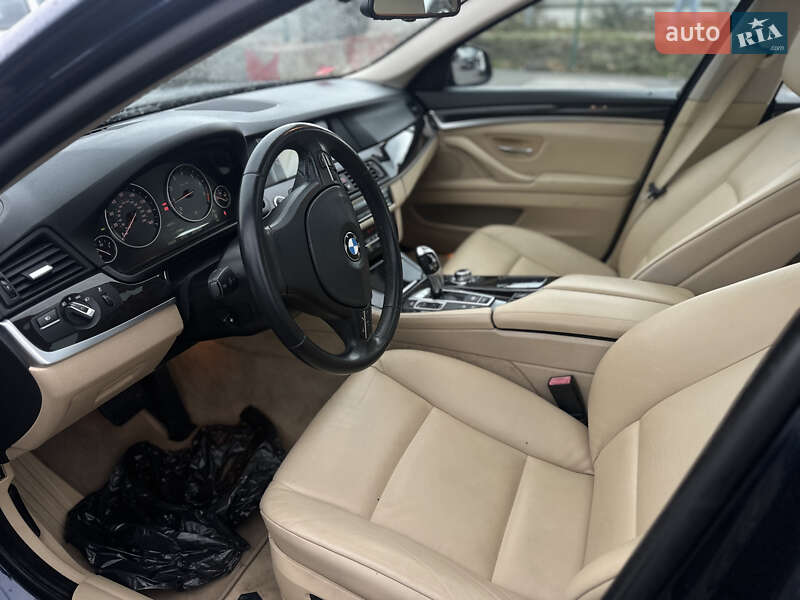 Седан BMW 5 Series 2011 в Полтаве