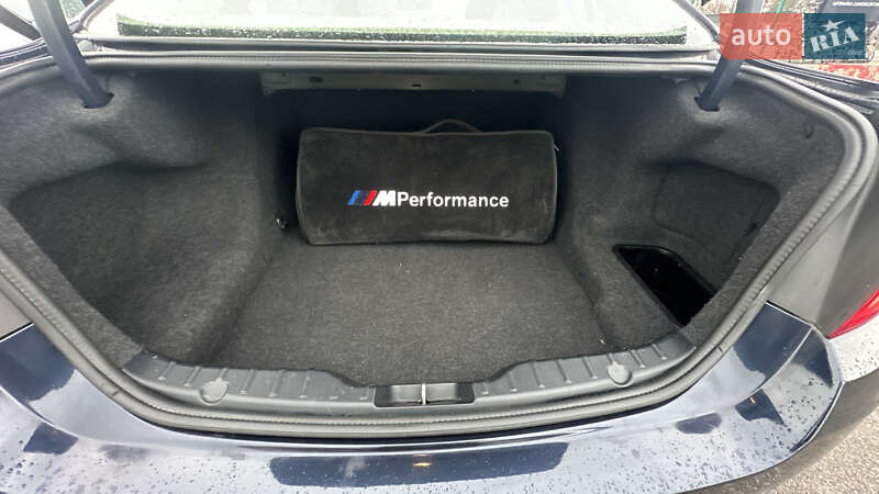 Седан BMW 5 Series 2011 в Полтаве