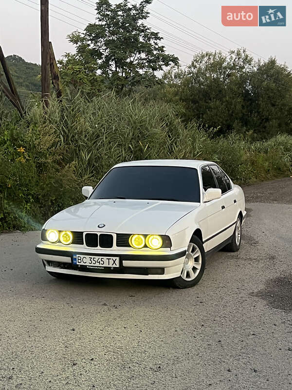 Седан BMW 5 Series 1991 в Жовкві фото 5 Седан BMW 5 Series 1991 в Жовкві