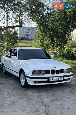 Седан BMW 5 Series 1991 в Жовкві