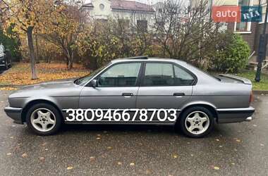 Седан BMW 5 Series 1990 в  Седан BMW 5 Series 1990 в