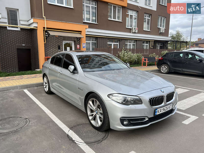 Седан BMW 5 Series 2015 в Киеве