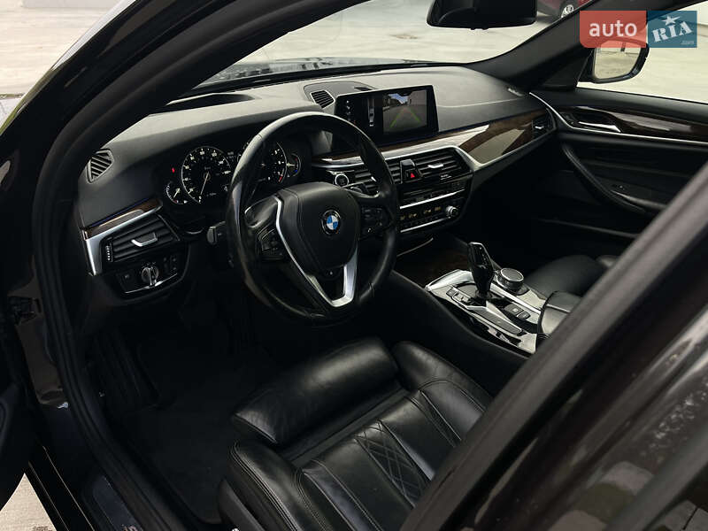 Седан BMW 5 Series 2017 в Луцке фото 24 Седан BMW 5 Series 2017 в Луцке