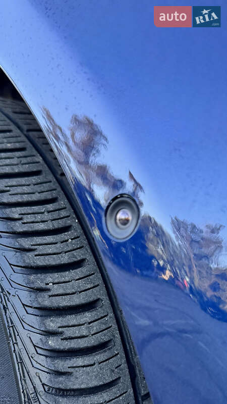 Седан BMW 5 Series 2013 в Киеве фото 17 Седан BMW 5 Series 2013 в Киеве