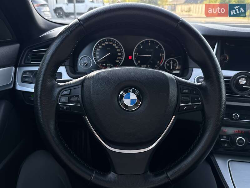 Седан BMW 5 Series 2015 в Ковеле