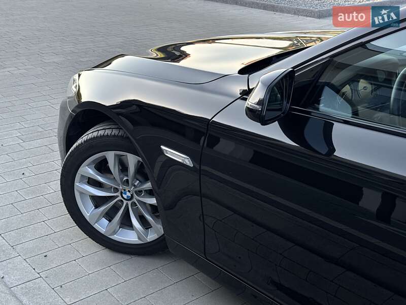 Седан BMW 5 Series 2015 в Ковеле