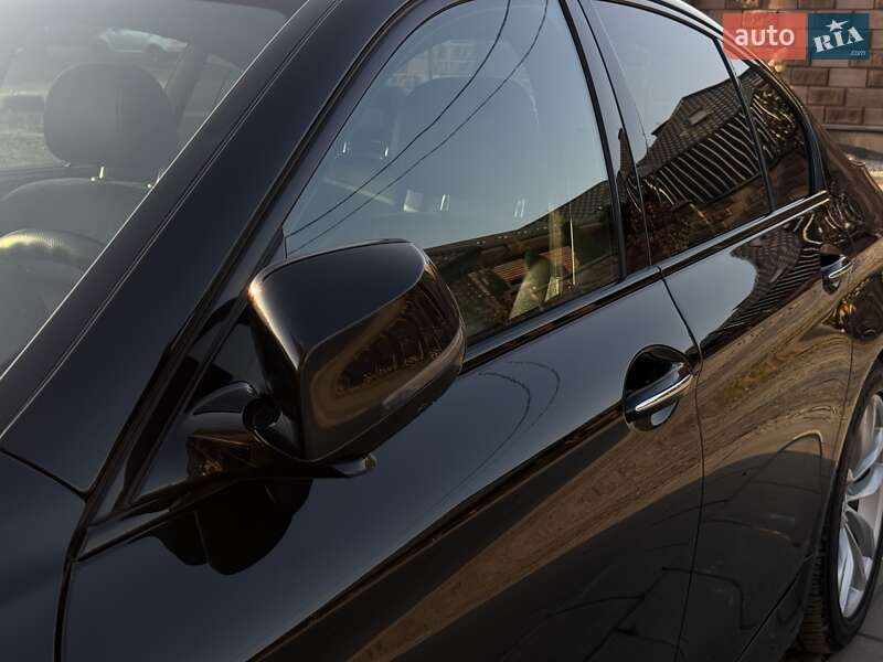 Седан BMW 5 Series 2015 в Ковеле