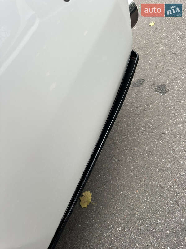 Седан BMW 5 Series 2017 в Киеве