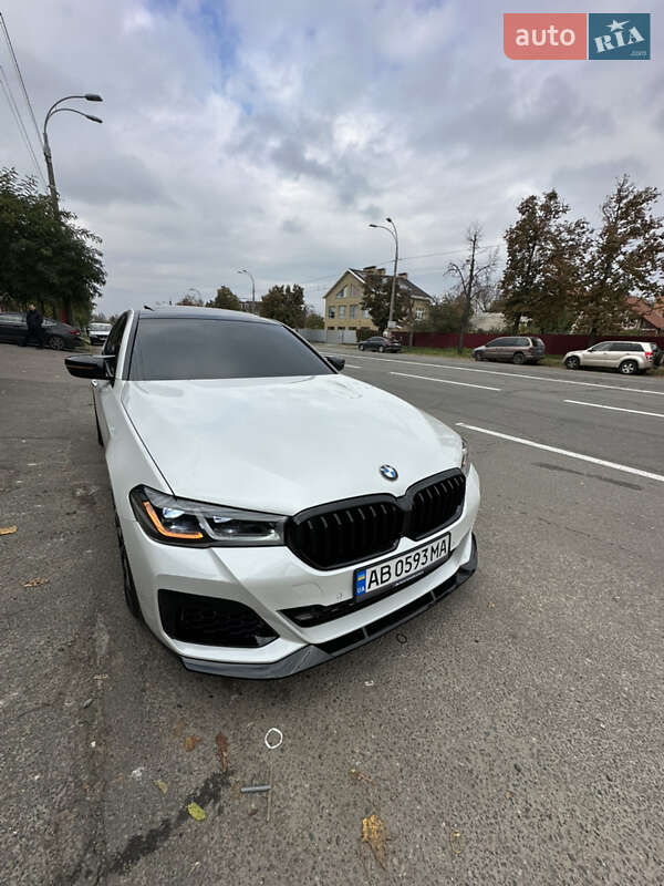 Седан BMW 5 Series 2017 в Киеве