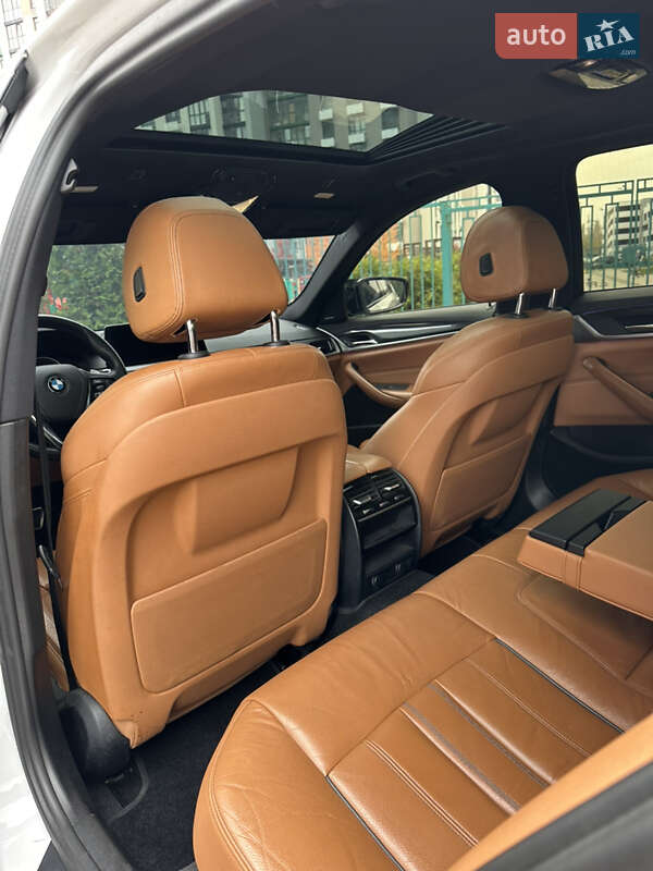 Седан BMW 5 Series 2017 в Киеве