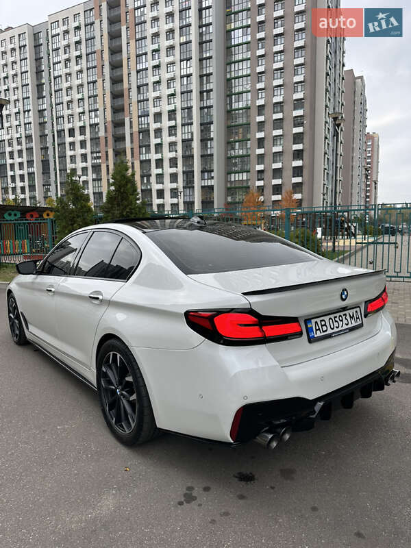 Седан BMW 5 Series 2017 в Киеве
