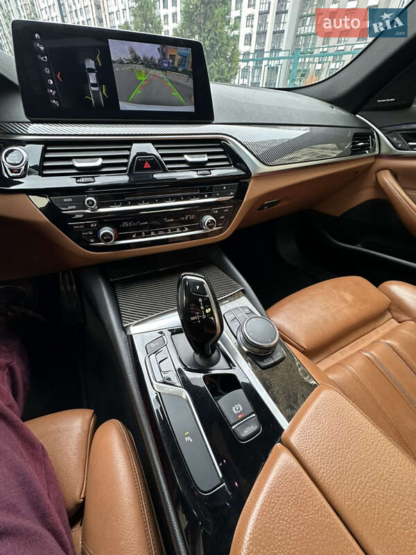 Седан BMW 5 Series 2017 в Киеве