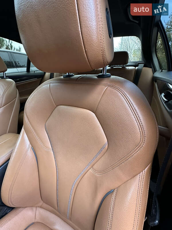 Седан BMW 5 Series 2017 в Киеве