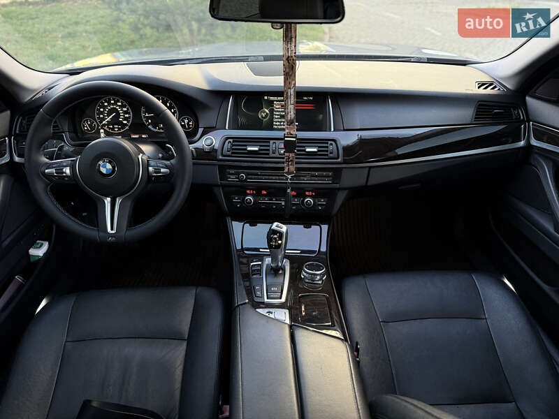 Седан BMW 5 Series 2014 в Івано-Франківську