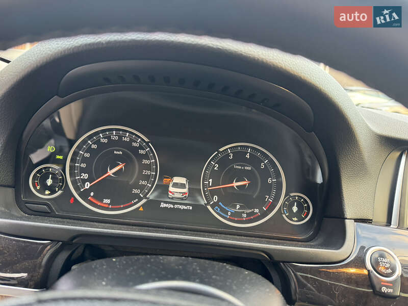 Седан BMW 5 Series 2015 в Виннице