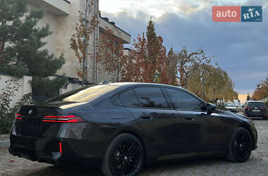 Седан BMW 5 Series 2024 в 