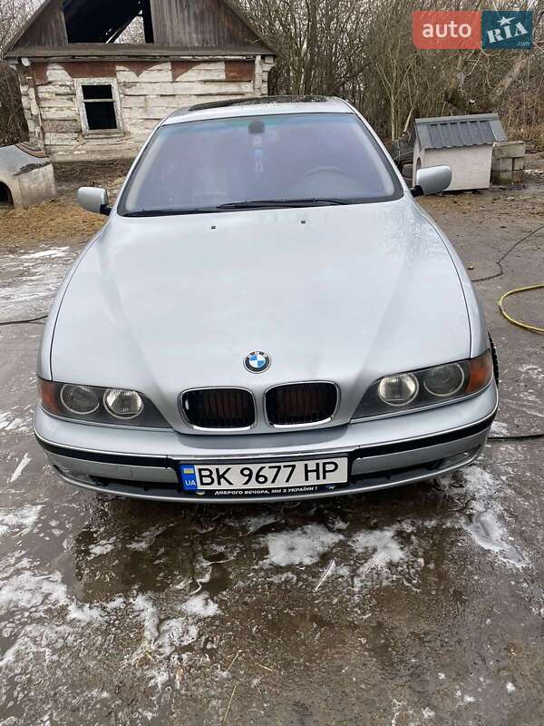 Седан BMW 5 Series 1996 в Ровно