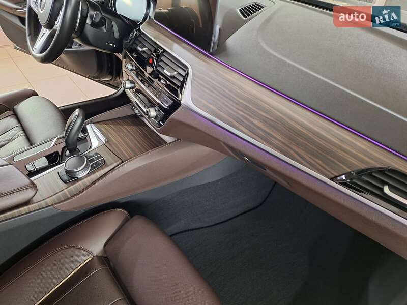 Седан BMW 5 Series 2017 в Николаеве фото 25 Седан BMW 5 Series 2017 в Николаеве