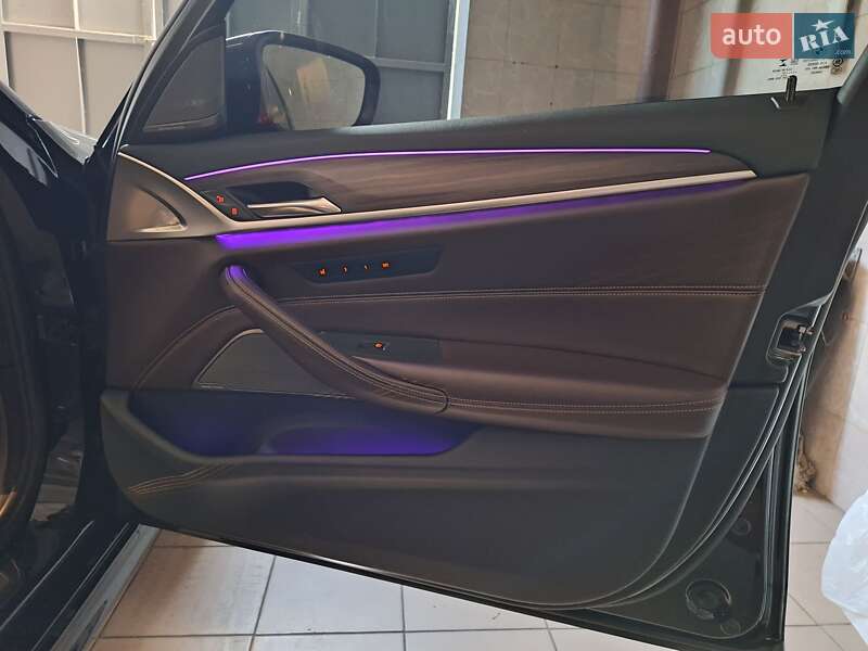 Седан BMW 5 Series 2017 в Николаеве фото 38 Седан BMW 5 Series 2017 в Николаеве