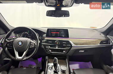 Седан BMW 5 Series 2019 в 